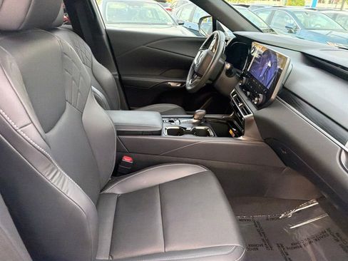 Used 2023 Lexus RX 350 Premium w/ Accessory Package (Z1) AWD/4WD image 11