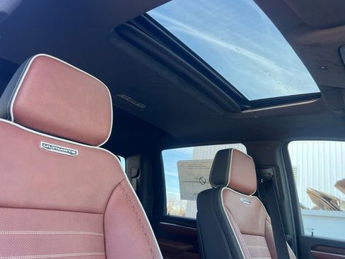 New 2026 GMC Sierra 3500 Denali Ultimate AWD/4WD image 13