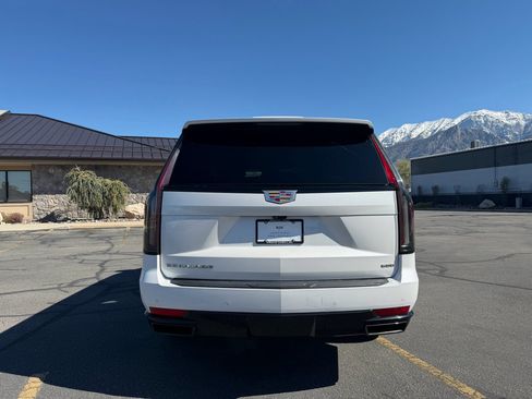 Certified 2023 Cadillac Escalade ESV Sport w/ Touring Package image 4