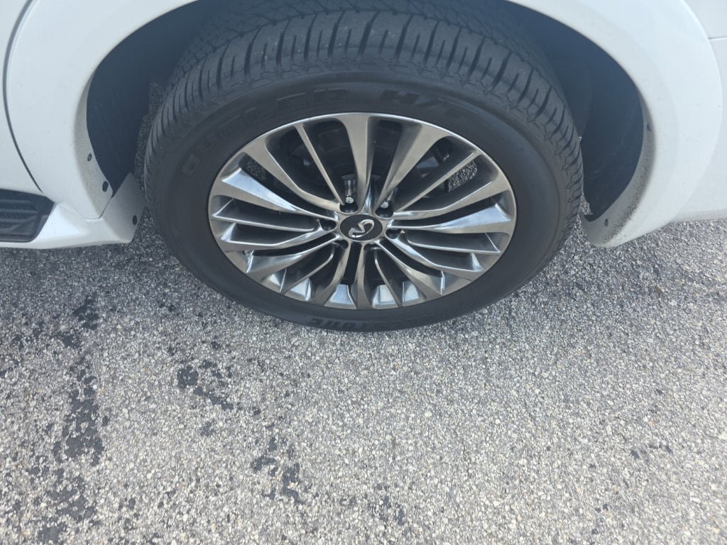 Used 2021 INFINITI QX80 Premium Select AWD/4WD image 5