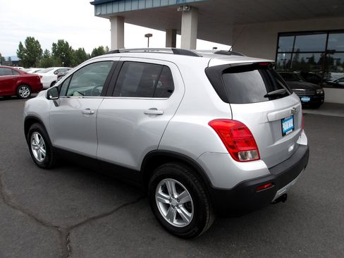 Used 2015 Chevrolet Trax LT w/ LT Plus Package image 3