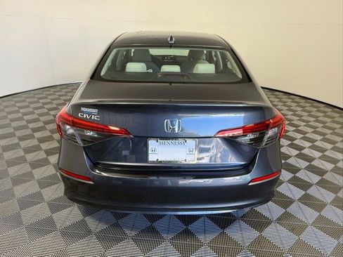 Used 2023 Honda Civic LX image 5