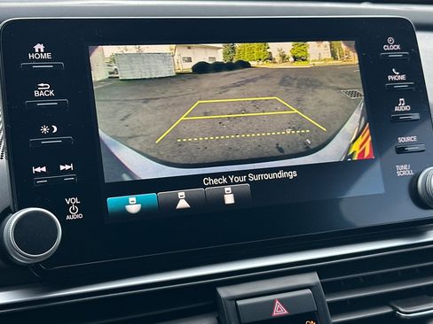 Used 2019 Honda Accord Sport image 19