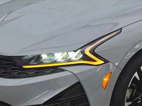 Used 2021 Kia K5 GT-Line image 10