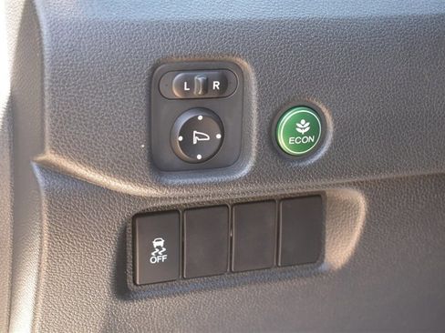 Used 2017 Honda Pilot EX-L image 17