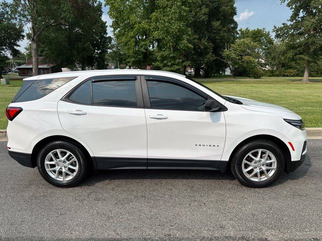Used 2023 Chevrolet Equinox LS FWD image 30