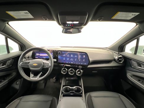 Used 2024 Chevrolet Blazer EV LT AWD/4WD image 9