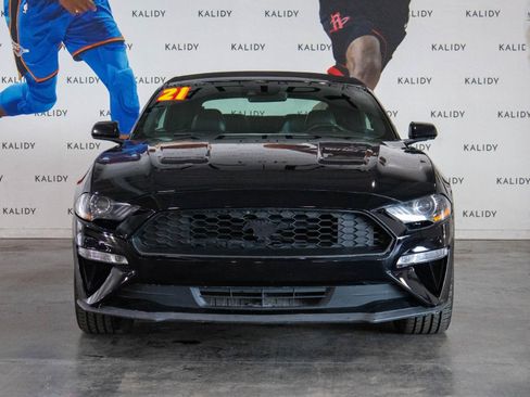 Used 2021 Ford Mustang Premium image 17