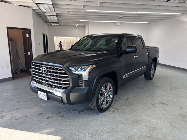 Used 2024 Toyota Tundra Capstone AWD/4WD image 7