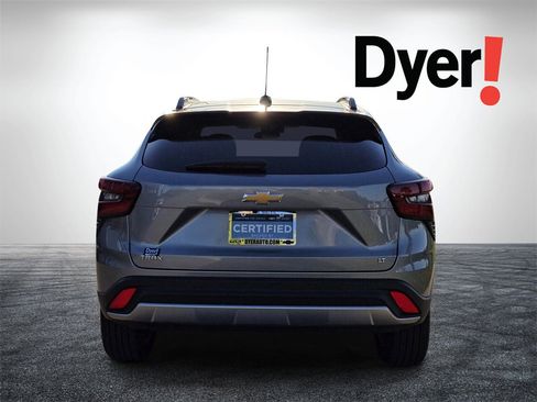 Certified 2025 Chevrolet Trax LT image 5