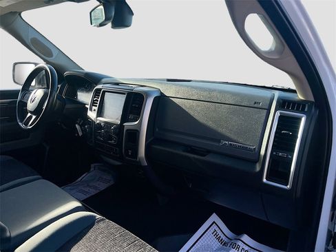 Used 2019 RAM 1500 Big Horn image 27