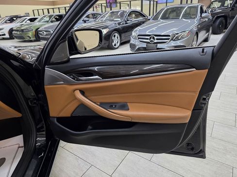 Used 2017 BMW 540i RWD image 39