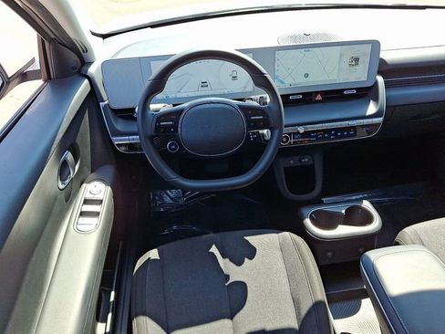 Used 2023 Hyundai Ioniq 5 SE image 14