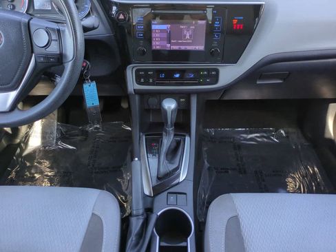 Certified 2018 Toyota Corolla LE image 18