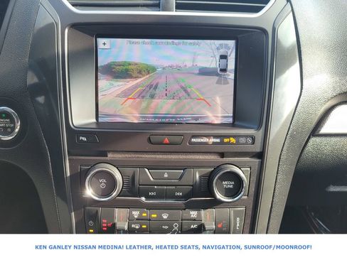 Used 2018 Ford Explorer XLT w/ Equipment Group 202A image 30