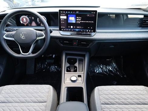 New 2025 Volkswagen Tiguan S image 21