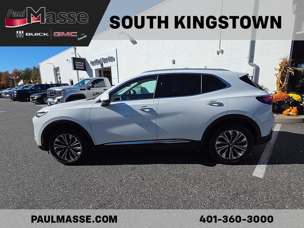 Used 2025 Buick Envision Preferred AWD/4WD image 9