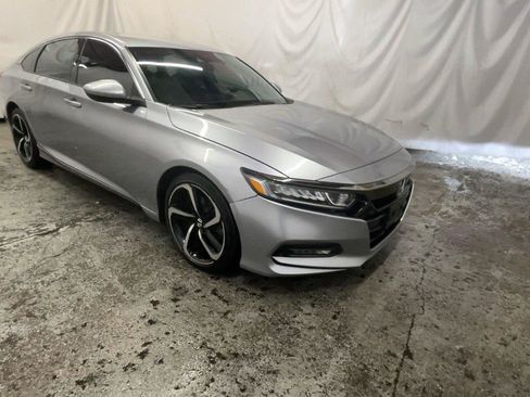 Used 2020 Honda Accord Sport image 2