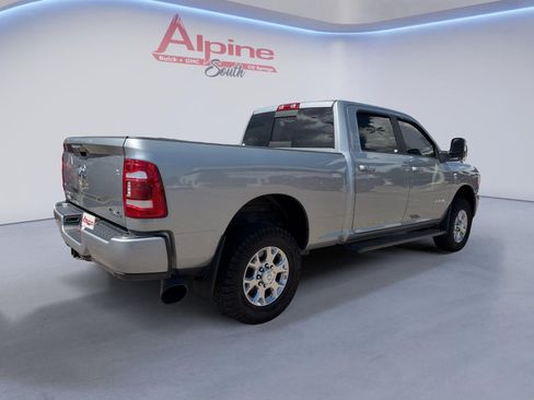 Used 2024 RAM 2500 Laramie AWD/4WD image 5