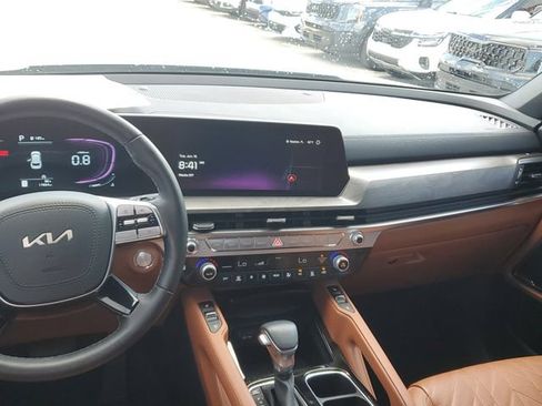 Certified 2025 Kia Telluride AWD image 13