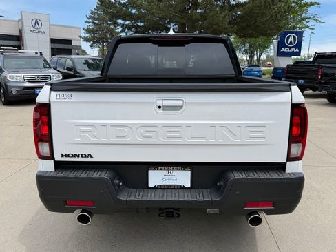 Certified 2026 Honda Ridgeline Black Edition image 5