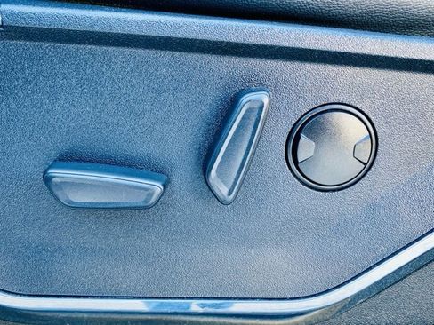 Used 2023 Ford F250 Lariat w/ Lariat Ultimate Package image 13