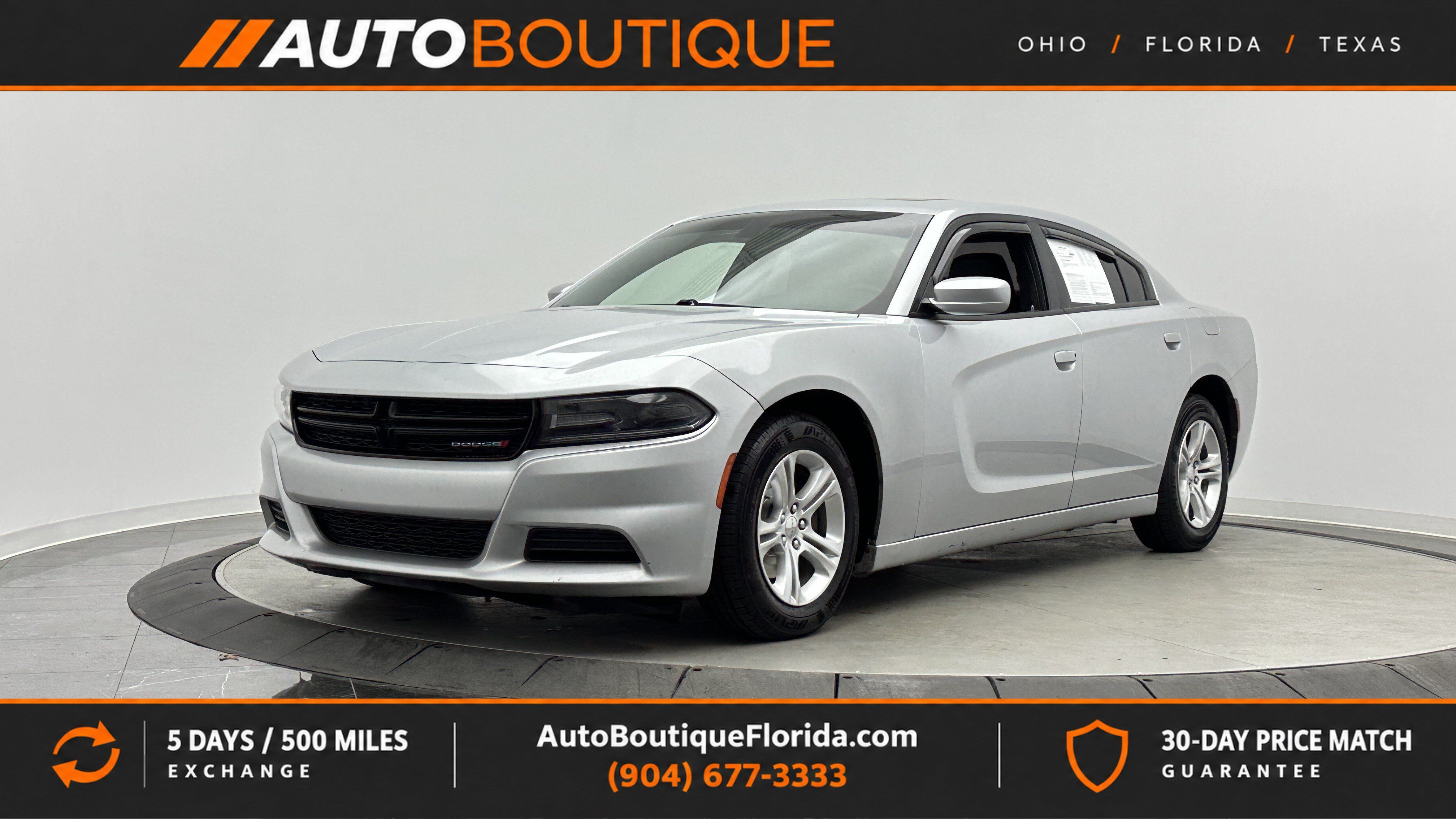 Used 2020 Dodge Charger SXT w/ Leather Interior Group RWD image 1
