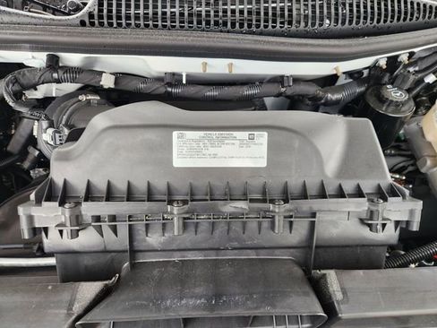 New 2025 Chevrolet Express 4500 w/ Power Convenience Package RWD image 29