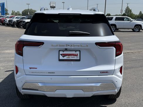 New 2027 GMC Terrain Denali w/ LPO, Floor Liner Package AWD/4WD image 6