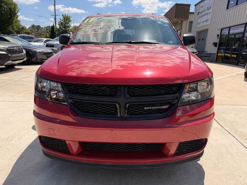 Used 2017 Dodge Journey SE w/ Flexible Seating Group FWD image 19