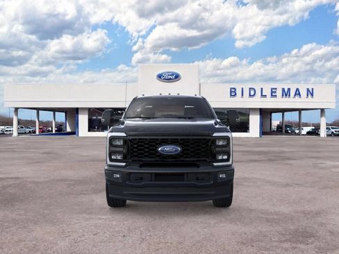 New 2026 Ford F250 XL w/ STX Appearance Package AWD/4WD image 8