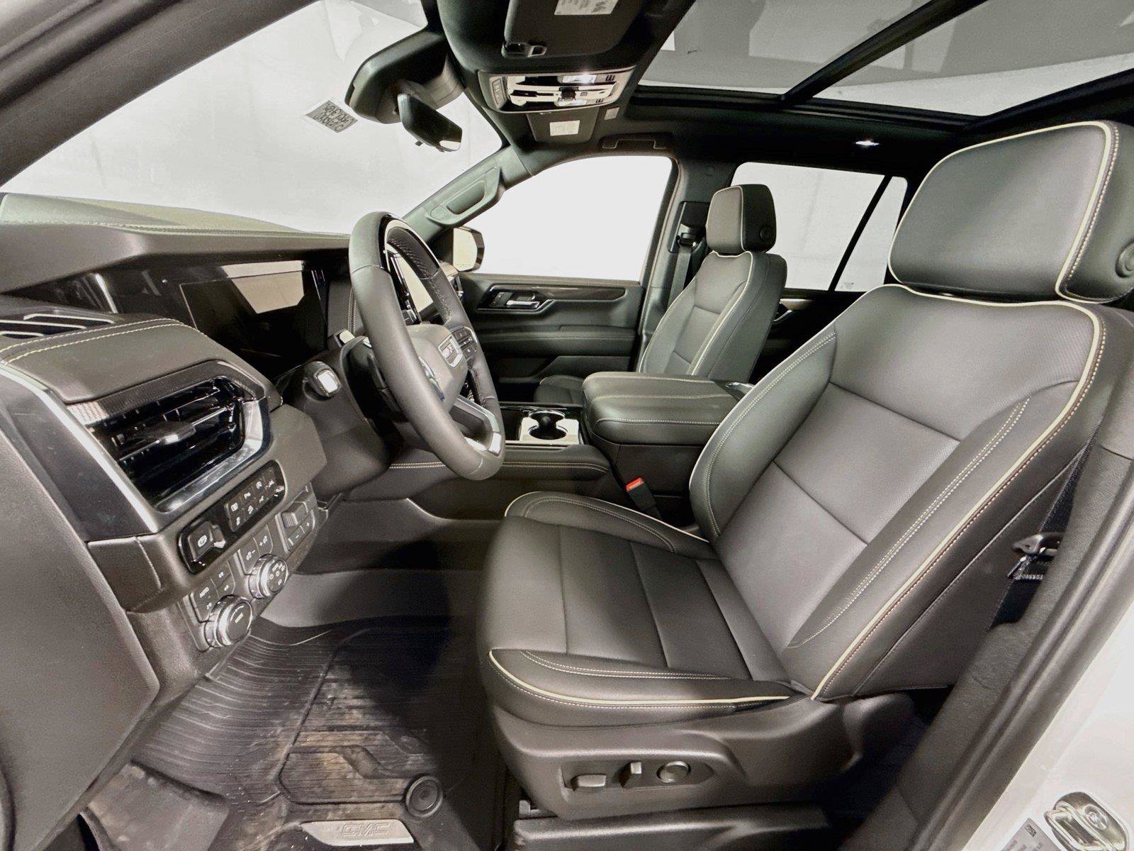 New 2027 GMC Yukon Elevation w/ Elevation Premium Package AWD/4WD image 16