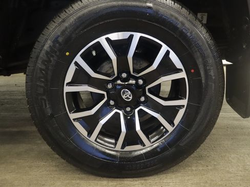 Certified 2021 Toyota Tacoma TRD Sport w/ Technology Package image 25