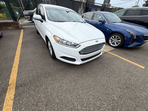 Used 2015 Ford Fusion S FWD image 5