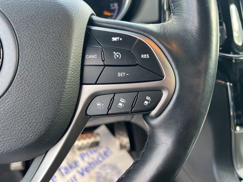 Used 2020 Jeep Grand Cherokee High Altitude image 15