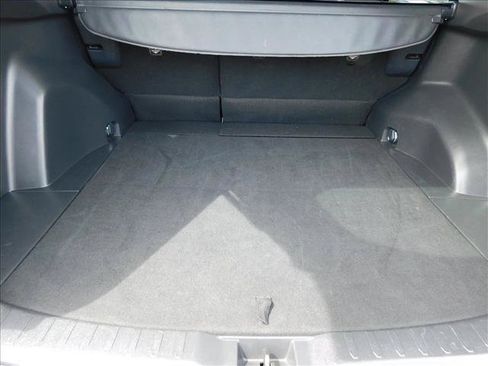 Used 2025 Toyota RAV4 XLE AWD/4WD image 10