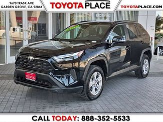 Used 2025 Toyota RAV4 XLE FWD video 1