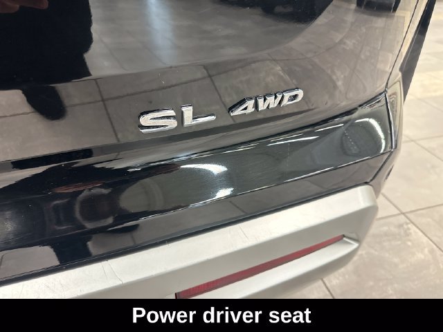 Used 2023 Nissan Pathfinder SL AWD/4WD image 8