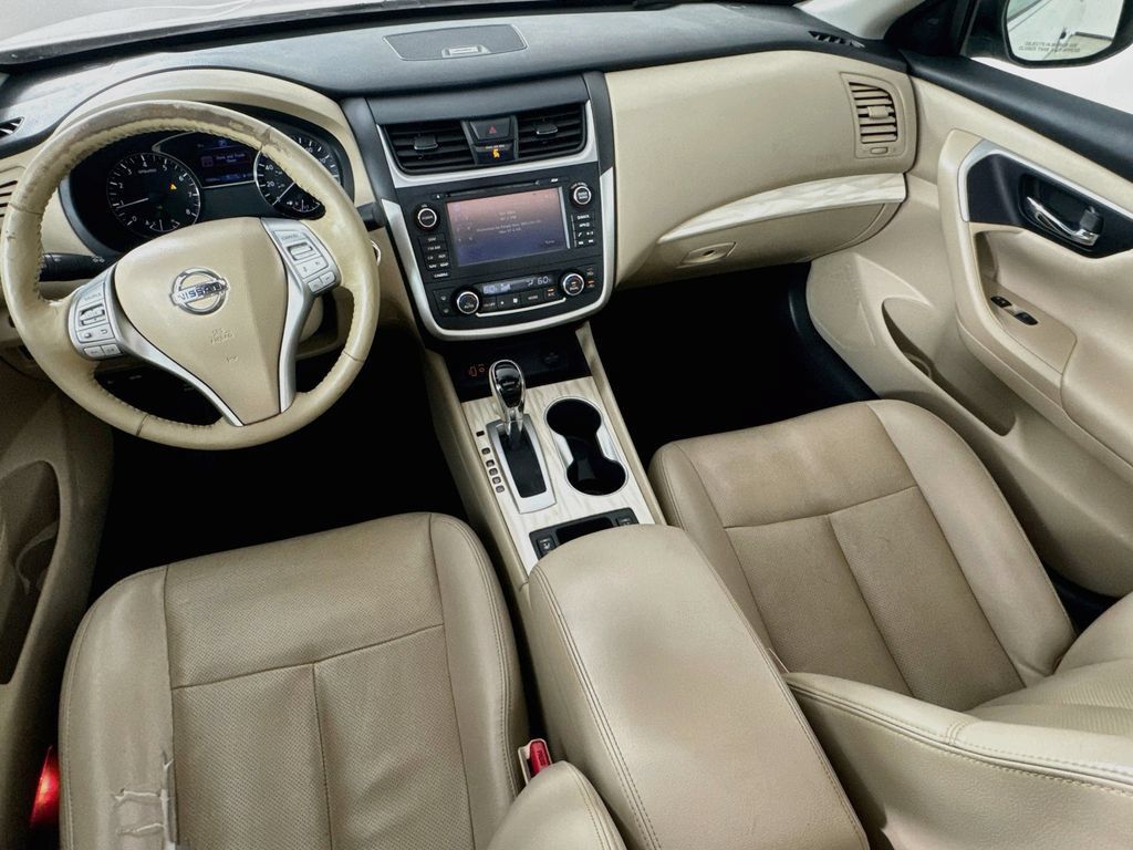 Used 2017 Nissan Altima 2.5 SL w/ 2.5 Technology Package FWD image 28