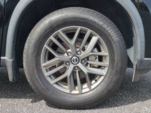 Certified 2021 Nissan Rogue S FWD image 12