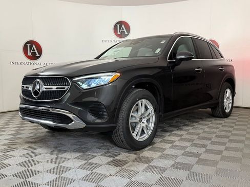 Used 2026 Mercedes-Benz GLC 300 4MATIC image 3