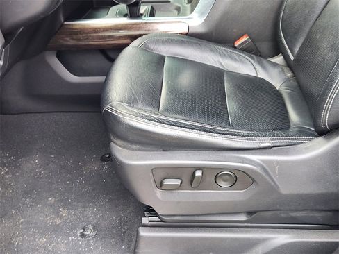 Used 2023 GMC Sierra 1500 Elevation w/ LPO, Elevation Black Package image 8