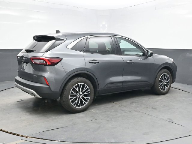 Used 2023 Ford Escape Active w/ Tech Pack #1 AWD/4WD image 8