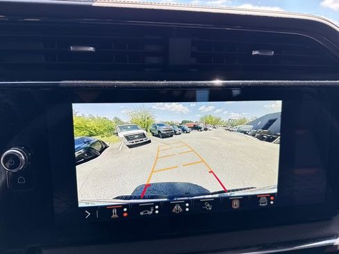 Used 2025 GMC Sierra 3500 AT4 AWD/4WD image 19