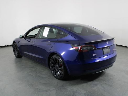 Used 2023 Tesla Model 3 Performance image 3