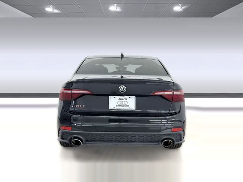 Used 2023 Volkswagen Jetta GLI Autobahn image 10