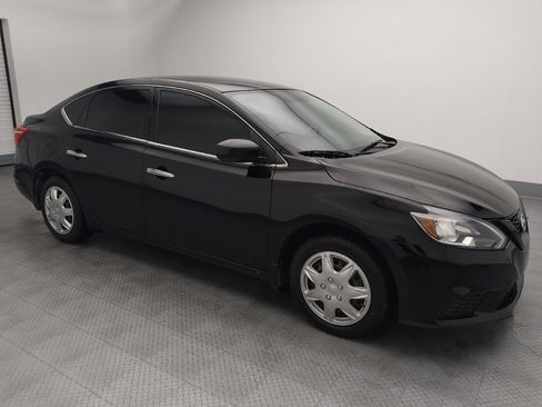 Used 2018 Nissan Sentra S FWD image 11