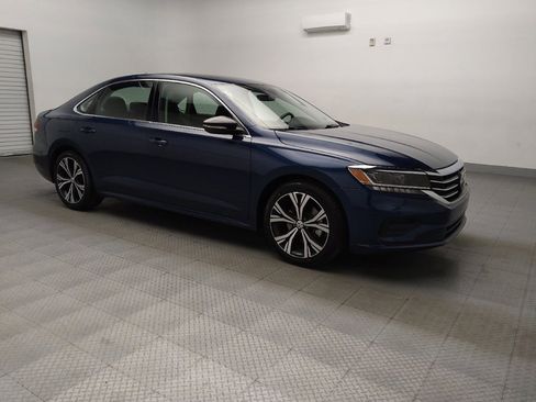 Used 2021 Volkswagen Passat 2.0T SE image 13