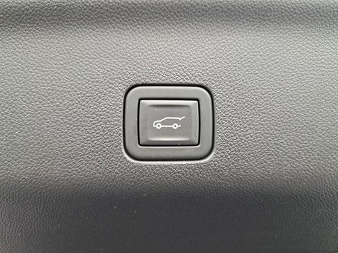 Certified 2023 Cadillac Escalade Premium Luxury w/ Performance Package AWD/4WD image 12