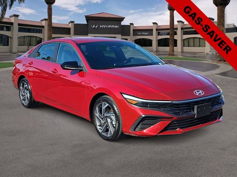 Certified 2025 Hyundai Elantra Sport FWD image 2